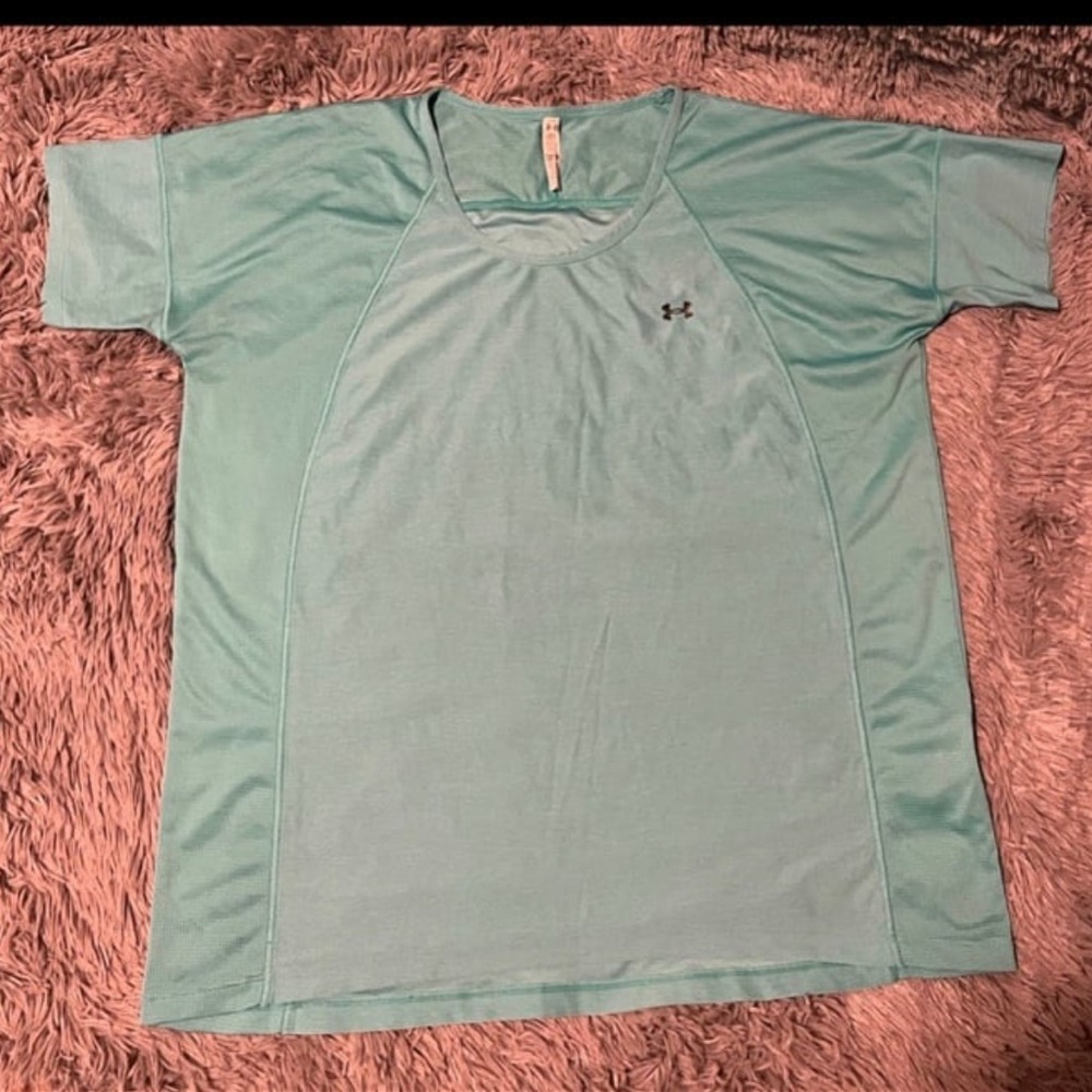 Under Armour heat gear shirt ladies large